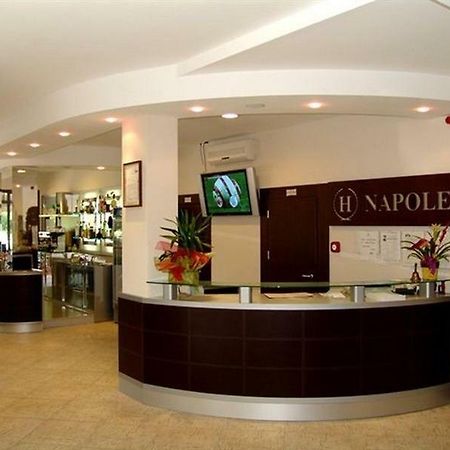 Hotel Napoleon San Mauro Mare Buitenkant foto