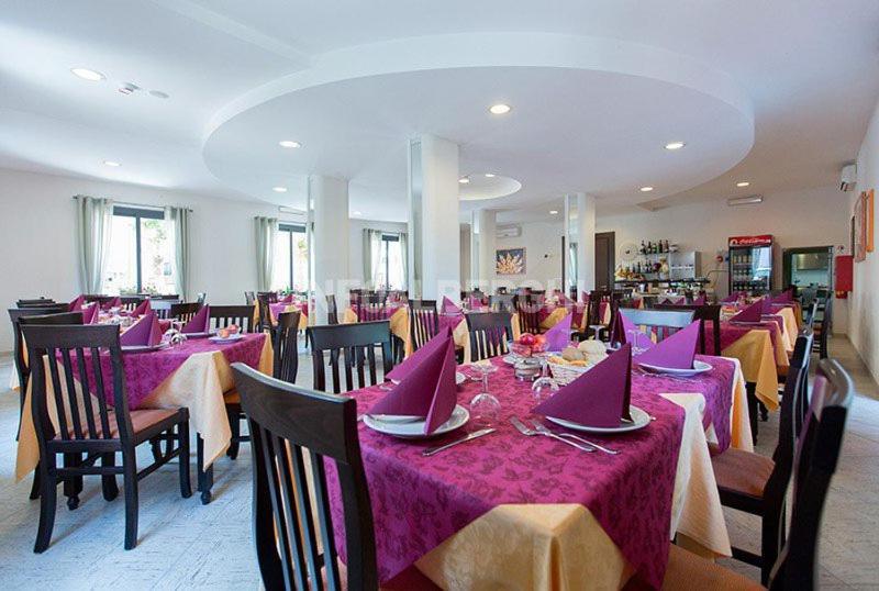 Hotel Napoleon San Mauro Mare Buitenkant foto
