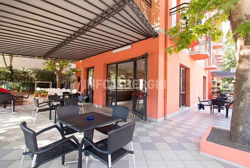 Hotel Napoleon San Mauro Mare Buitenkant foto