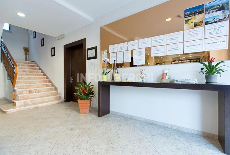 Hotel Napoleon San Mauro Mare Buitenkant foto