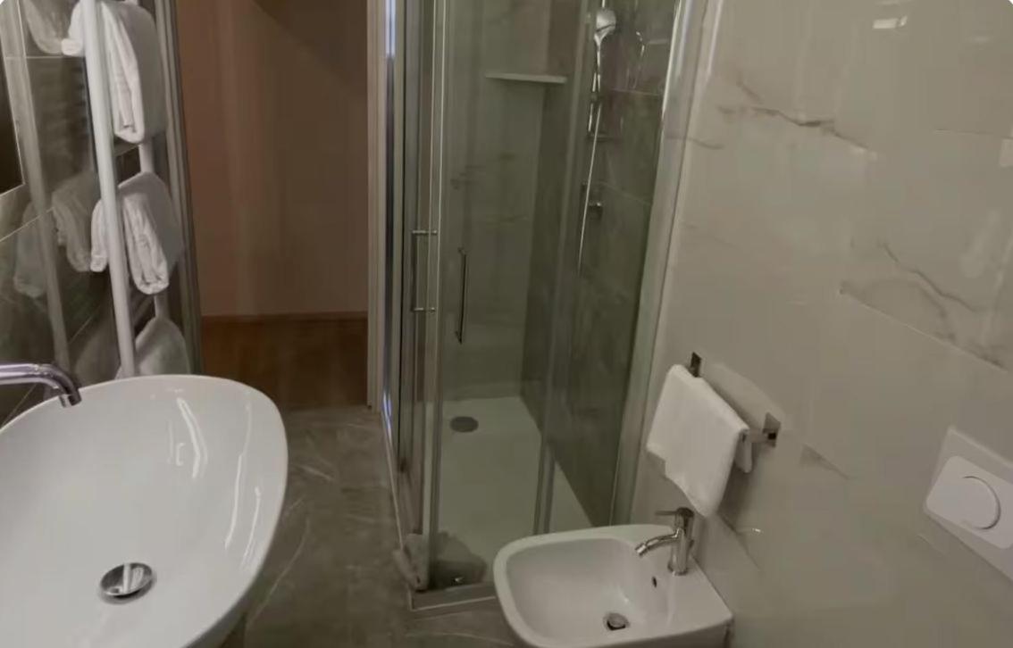 Hotel Napoleon San Mauro Mare Buitenkant foto